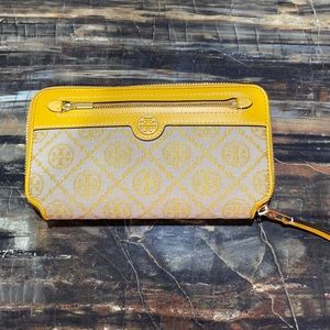 Tory Burch T monogram jacquard continental wallet